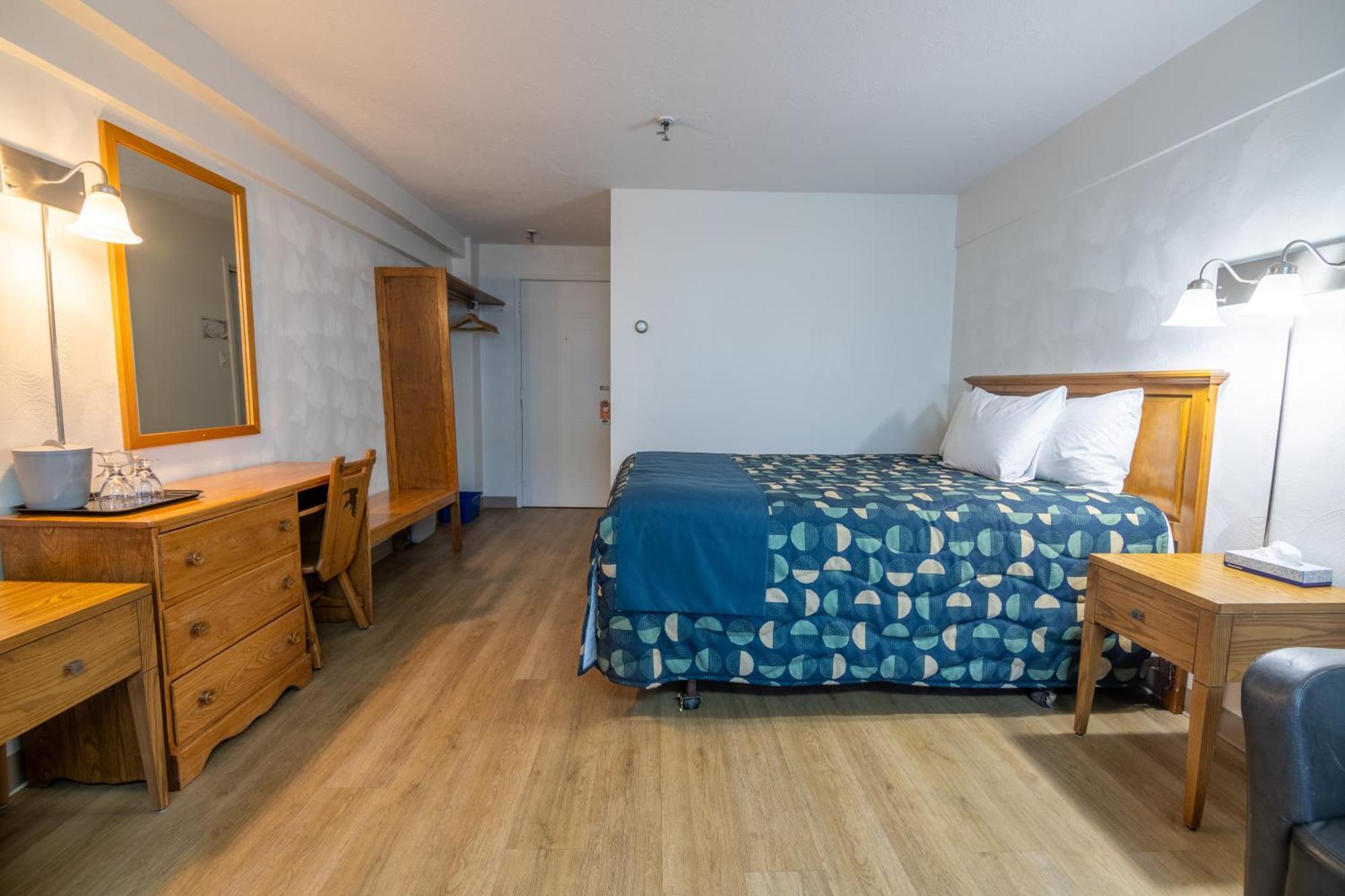 Hotel Les Mouettes Sept lles Bagian luar foto